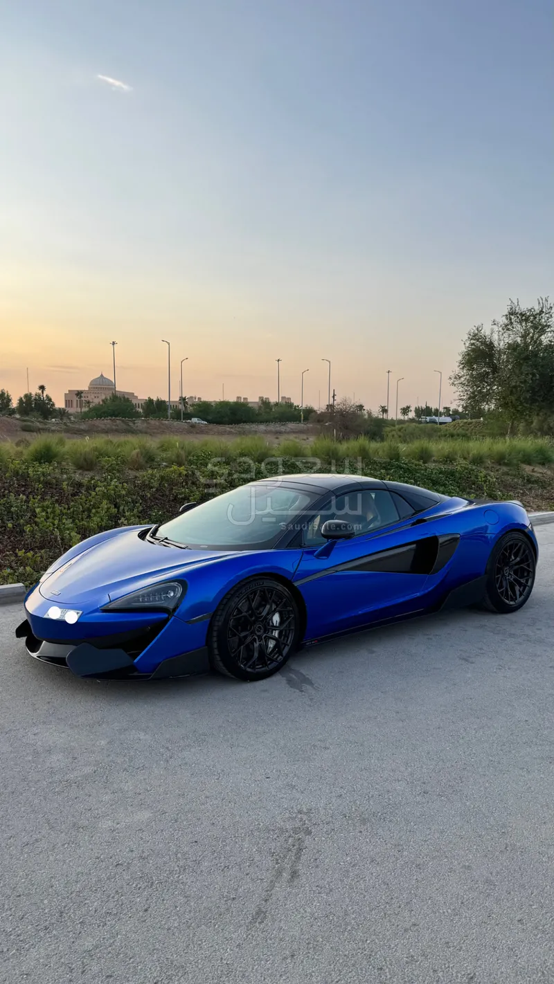 2018 مكلارين 570 اس سبايدر