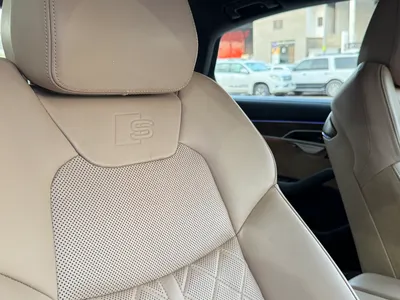 2019 اودي اي 8 ال 55تي اف اس أي