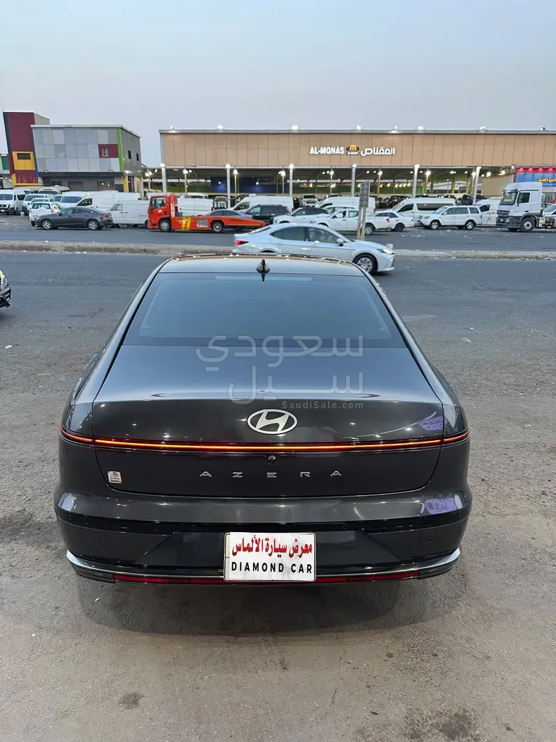 2024 هيونداي ازيرا