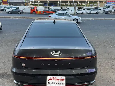2024 هيونداي ازيرا