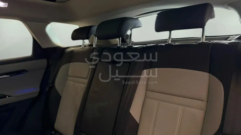 2025 لاند روفر رينج روفر ايفوك داينمك