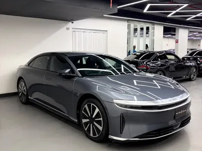 2025 لوسيد اير بيور