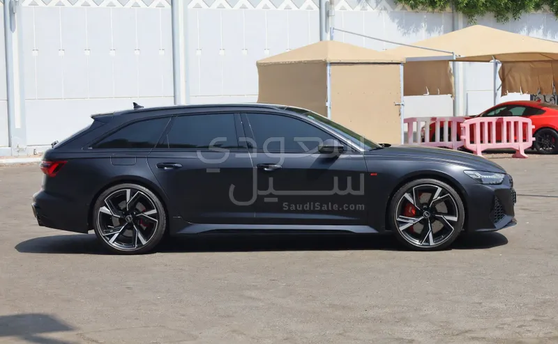 2021 اودي ار اس 6