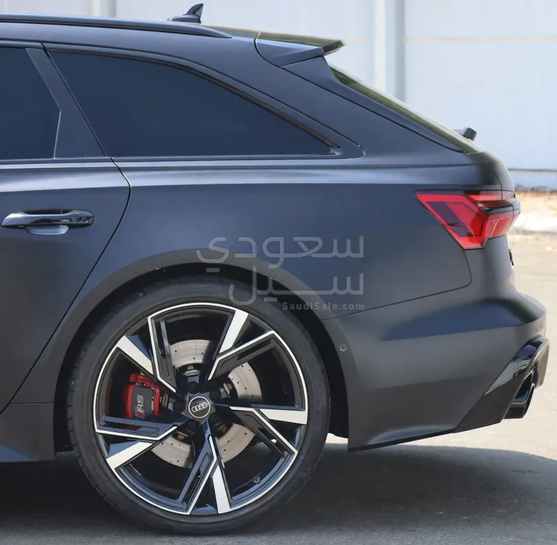 2021 اودي ار اس 6