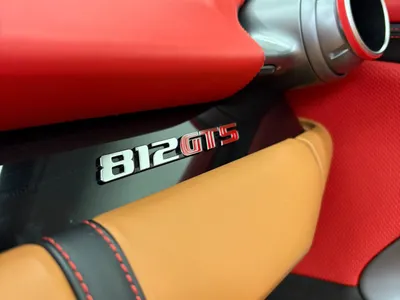 2021 فيراري 812 جي تي اس