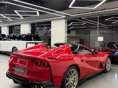 2021 فيراري 812 جي تي اس