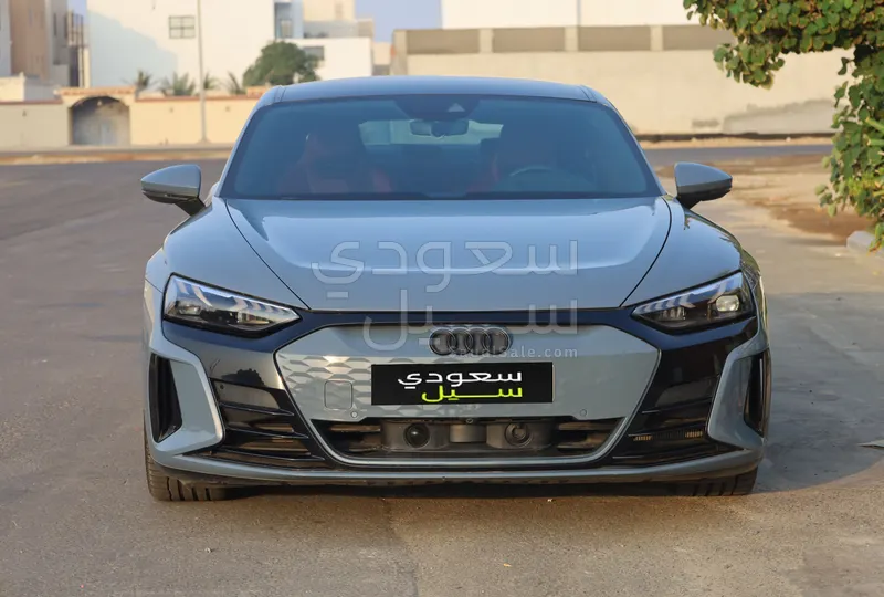 2024 اودي إي ترون جي تي كواترو