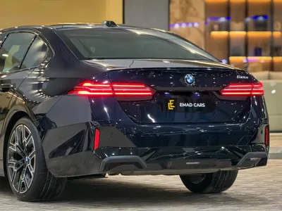 2026 بي ام دبليو الفئة الخامسة 520 أي إم كت