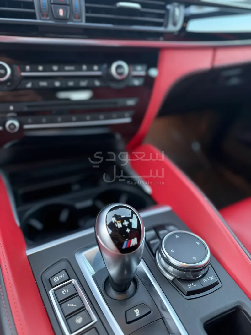 2015 بي ام دبليو الفئة ام إم 6
