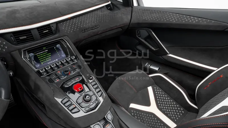 2022 Lamborghini Aventador Ultimae