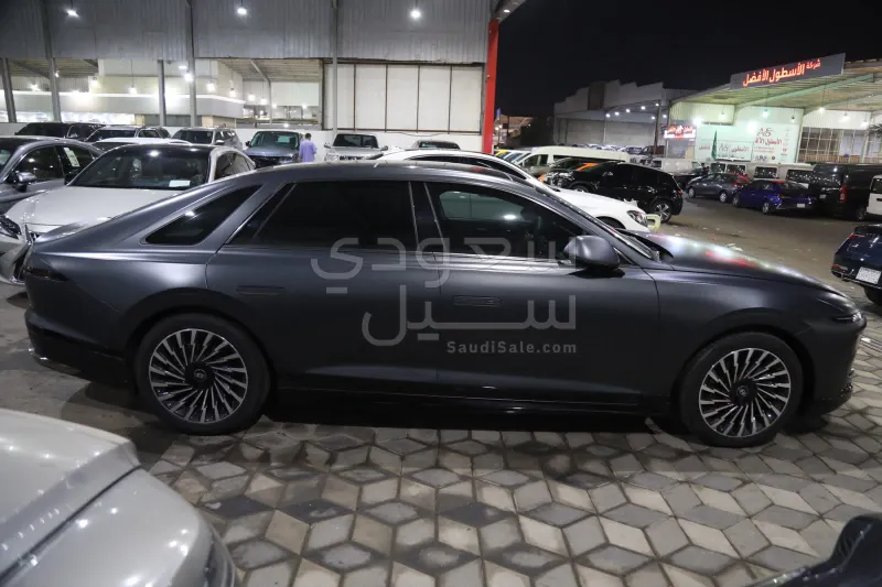 2024 هيونداي ازيرا