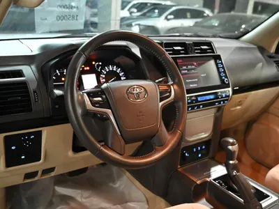2021 لكزس إل إكس 570 اس