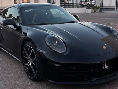 2025 بورش 911 كاريرا