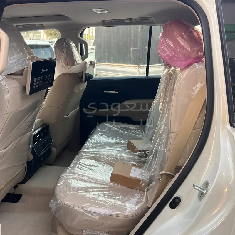 2026 Toyota Land Cruiser GXR