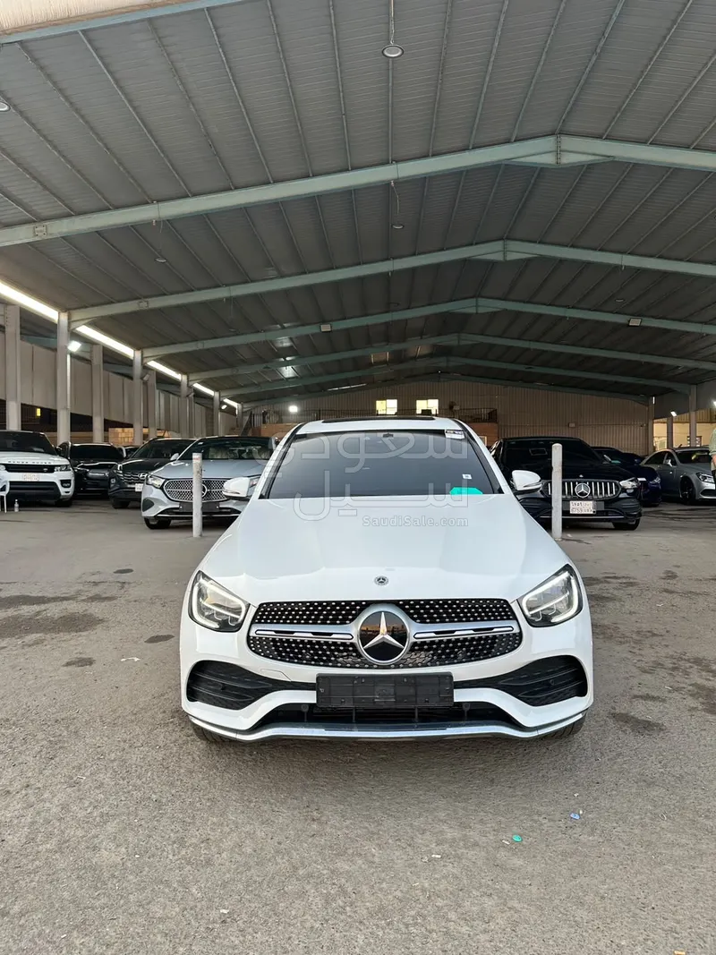 2021 Mercedes-Benz GLC 300