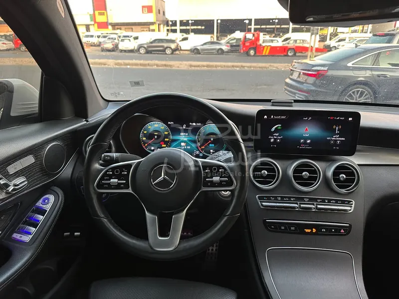 2021 Mercedes-Benz GLC 300