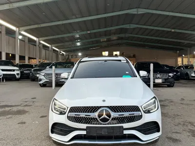 2021 Mercedes-Benz GLC 300