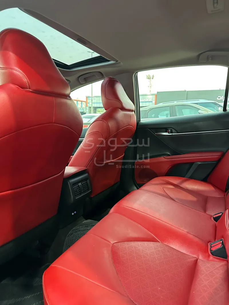 2023 تويوتا كامري اس اي