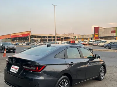 2024 تويوتا ياريس