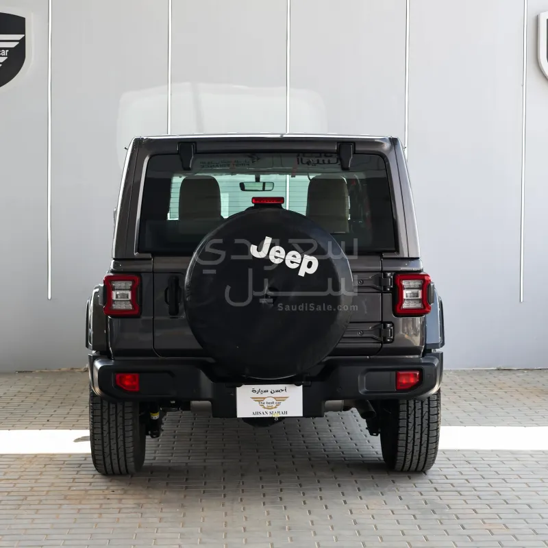 2021 Jeep Wrangler Sahara