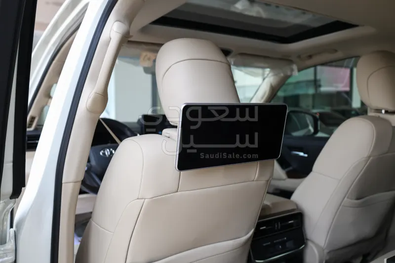 2025 تويوتا لاند كروزر جي اكس ار
