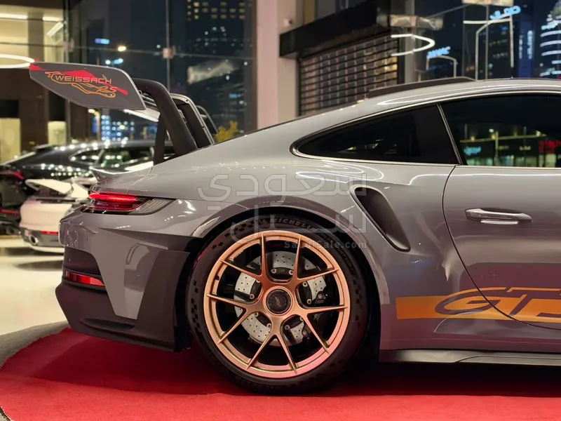 2024 بورش 911 جي تي 3 ار اس