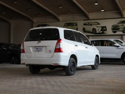 2015 Toyota Innova