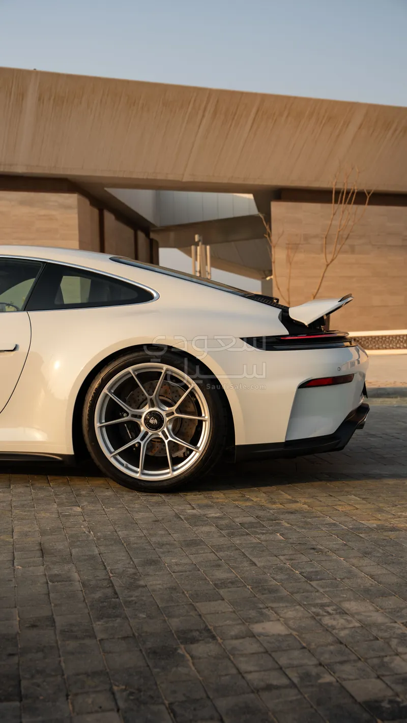 2026 بورش 911 جي تي 3 تورينغ