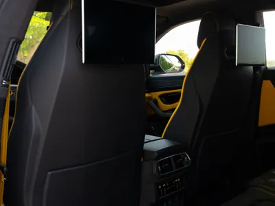 2025 Lamborghini URUS SE