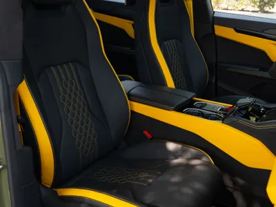 2025 Lamborghini URUS SE