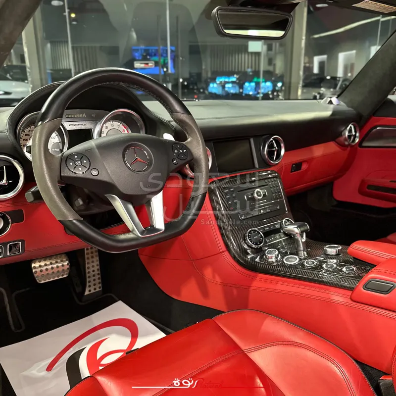 2011 Mercedes-Benz SLS