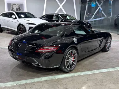 2011 Mercedes-Benz SLS