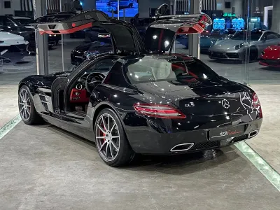 2011 Mercedes-Benz SLS