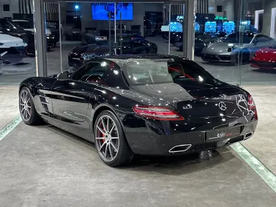 2011 Mercedes-Benz SLS