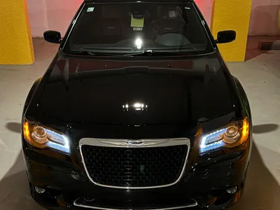 2012 كرايسلر 300 اس ار تي 8