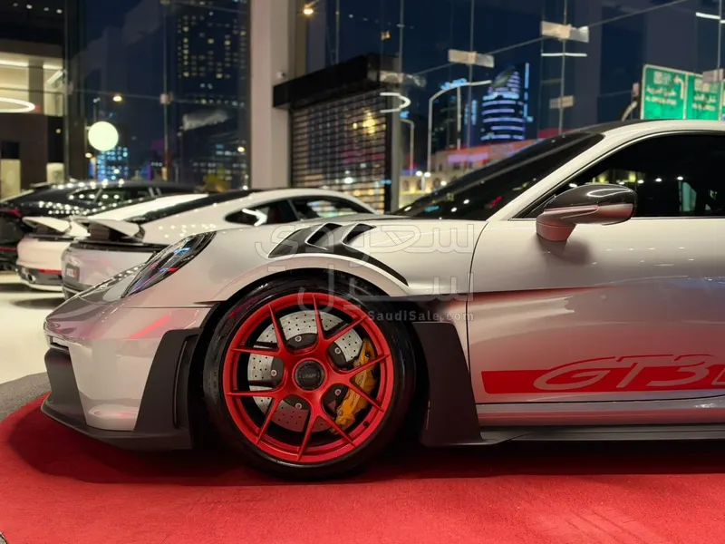 2025 بورش 911 جي تي 3 ار اس