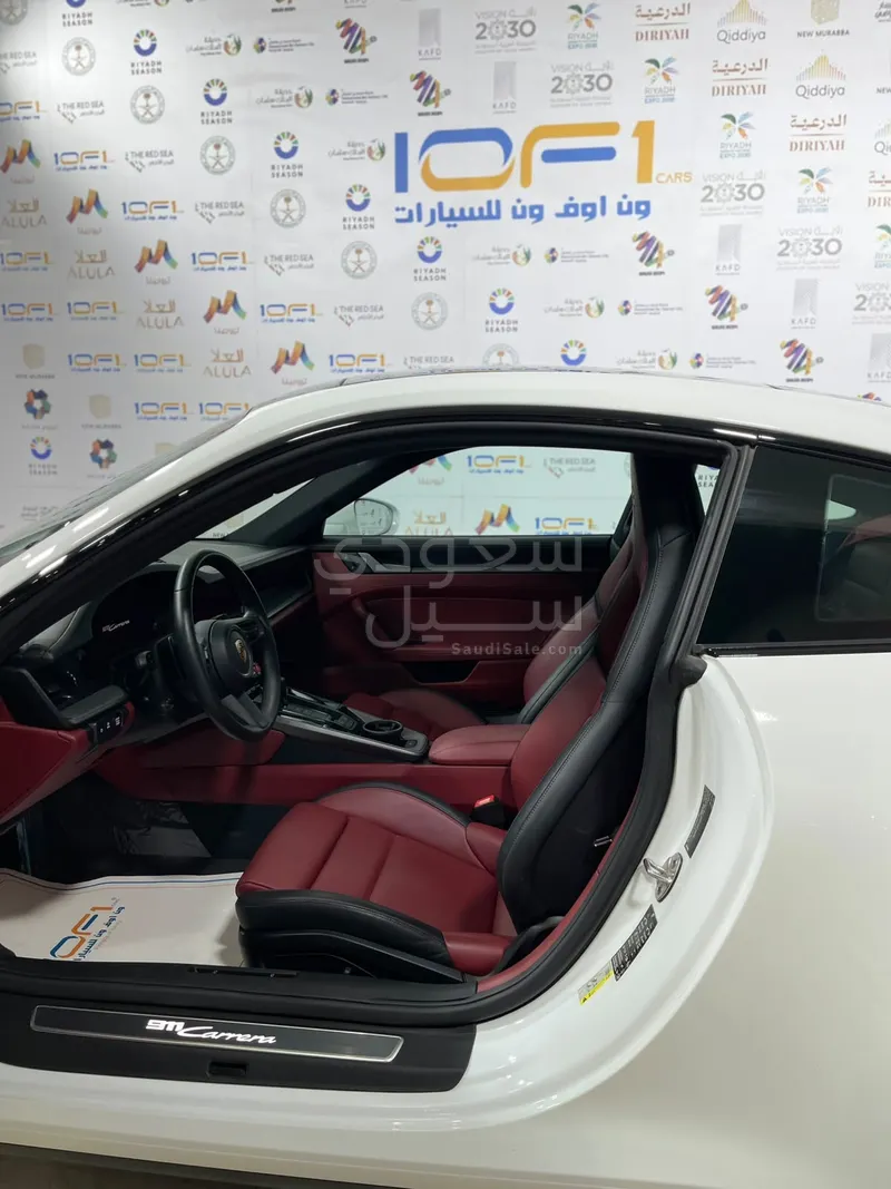 2025 بورش 911 كاريرا