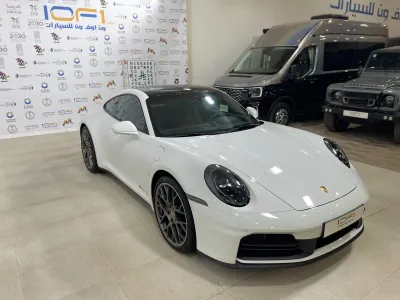 2025 بورش 911 كاريرا
