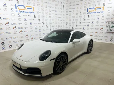 2025 بورش 911 كاريرا