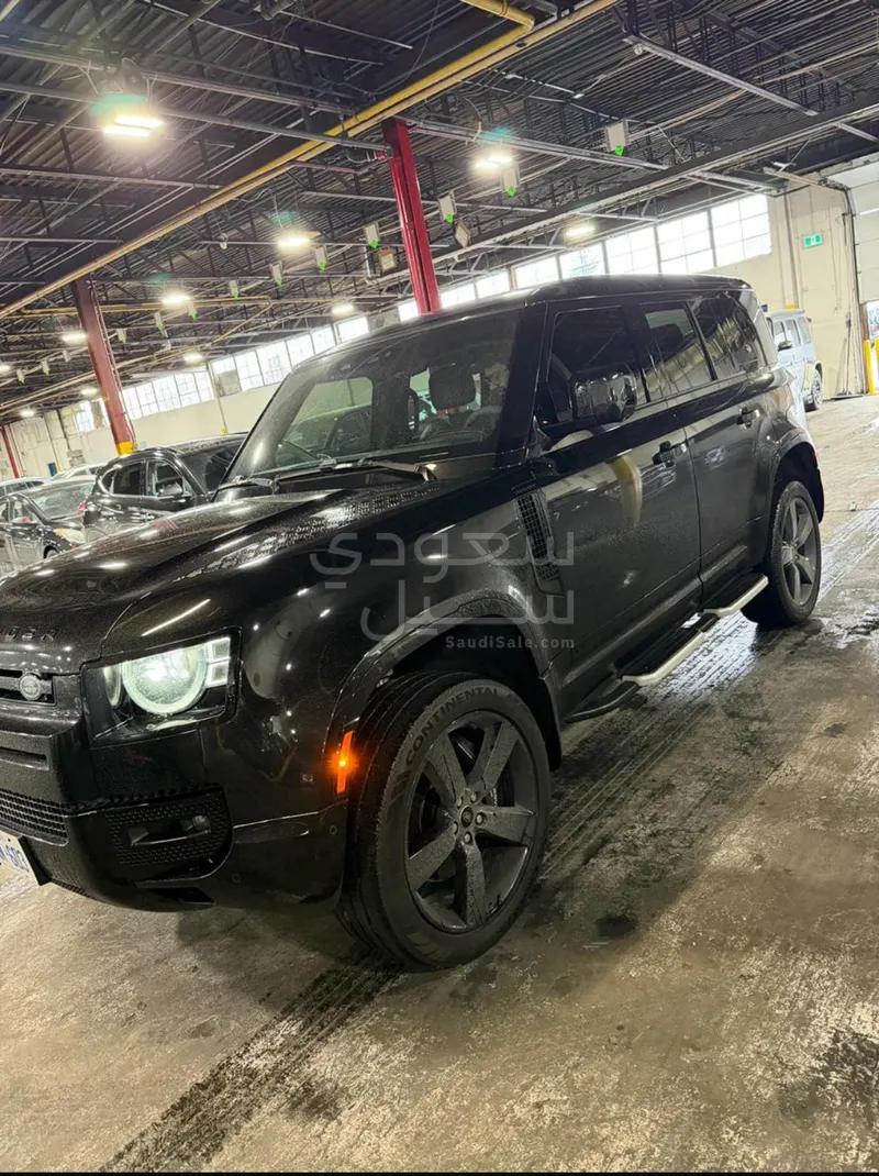 2023 لاند روفر ديفيندر V8 P525 ادشن