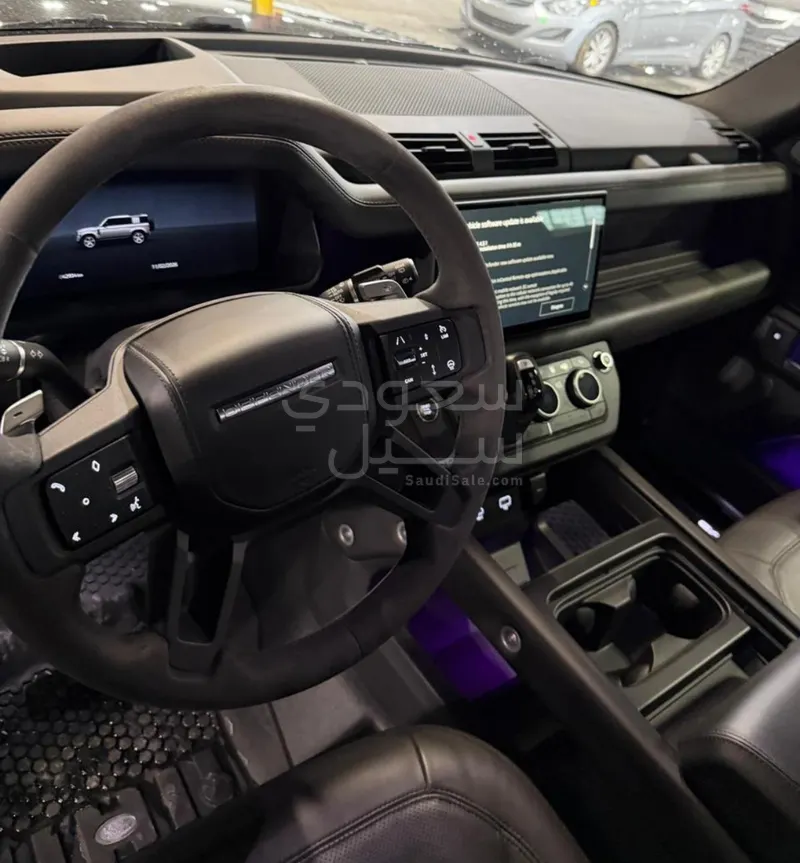 2023 لاند روفر ديفيندر V8 P525 ادشن