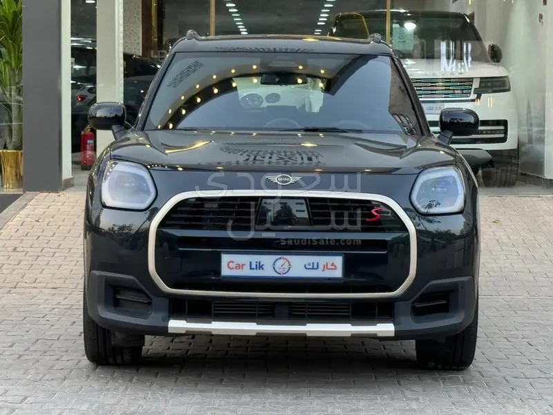 2024 ميني كونتري مان اس