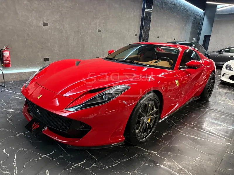 2022 Ferrari 812 GTS