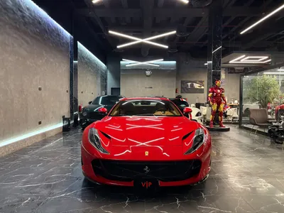 2022 فيراري 812 جي تي اس