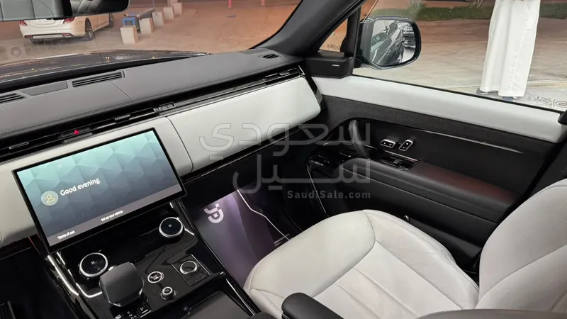 2023 لاند روفر رينج روفر سبورت اس اي دايناميك