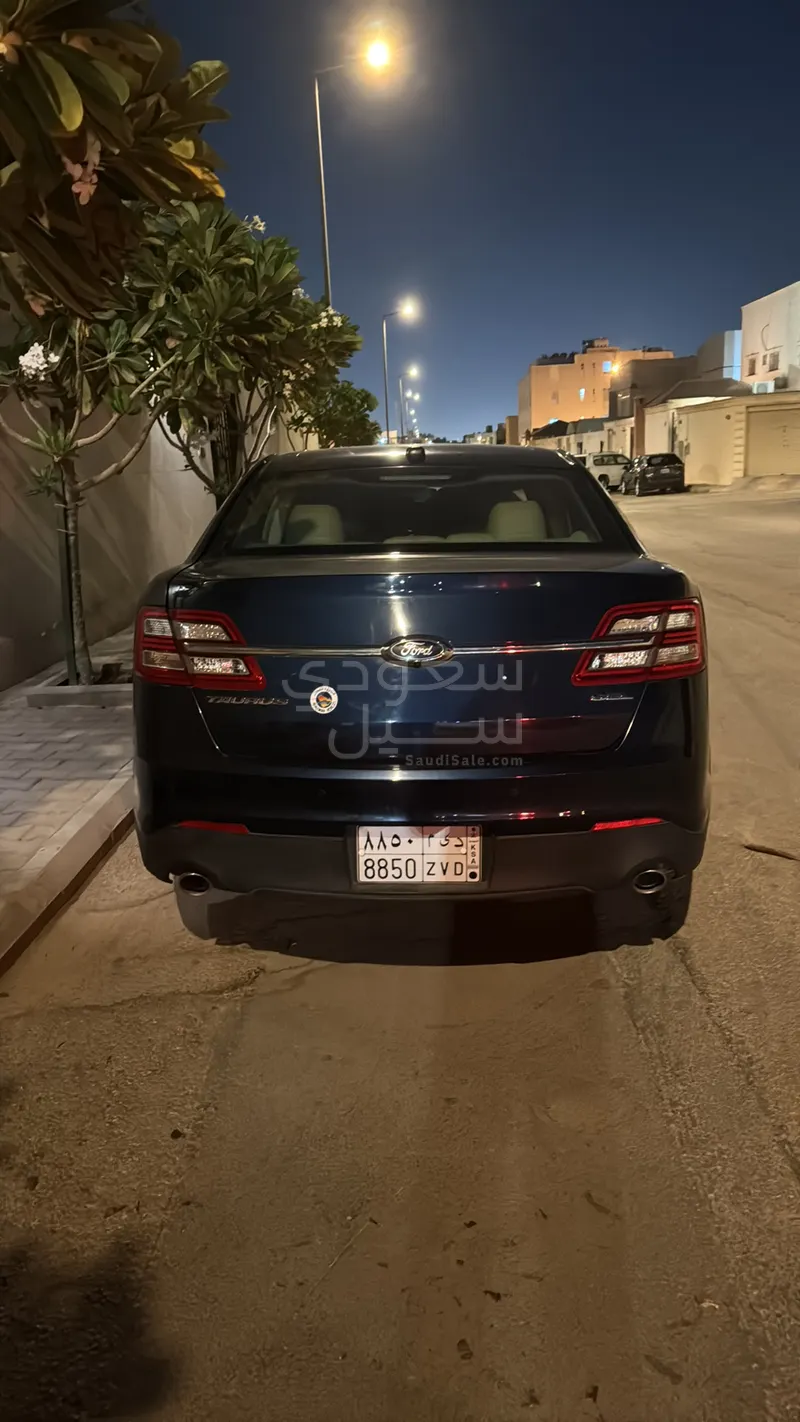 2017 فورد توروس اس اي ال