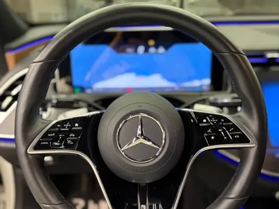 2025 مرسيدس - بنز إي 200