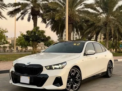 2024 بي ام دبليو الفئة الخامسة 520 أي إم كت