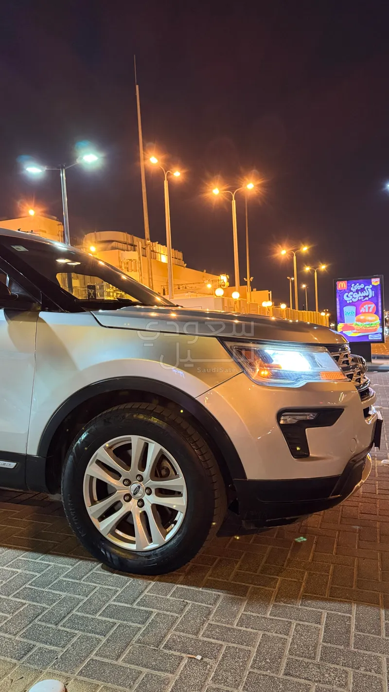 2019 فورد اكسبلورر اكس ال تي