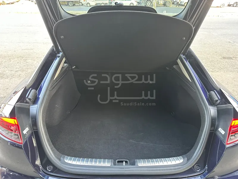 2021 كيا ستينجر جي تي